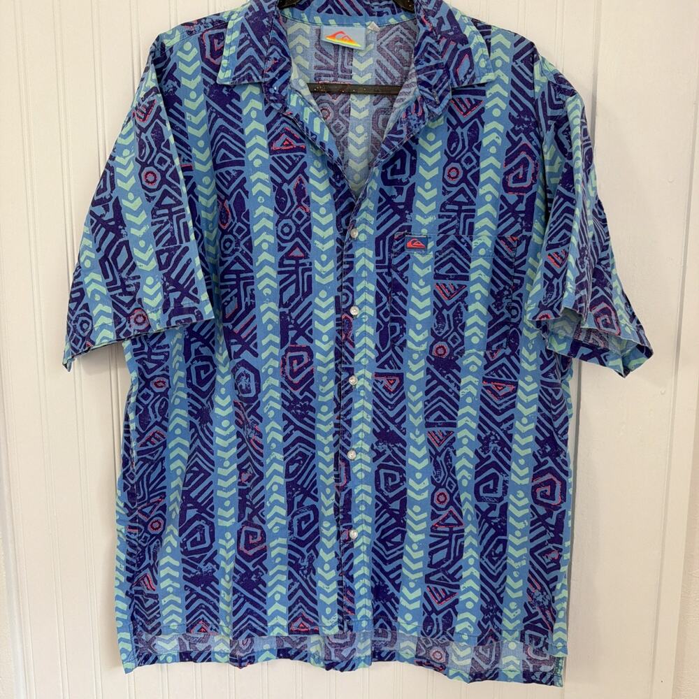 Vintage Quiksilver Abstract Geometric Print Button-Up Shirt – 90s Surf Style
